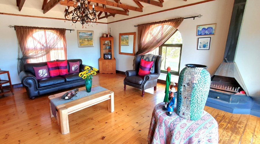 4 Bedroom Property for Sale in Strelitzia Park Eastern Cape